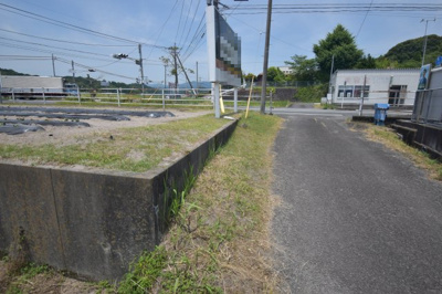 【前面道路含む現地写真】 | 東郷町斧渕字上鶴田土地