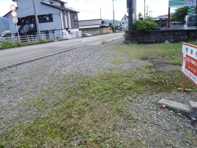 南アルプス市荊沢66坪売地