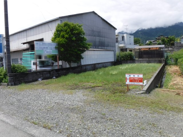 南アルプス市荊沢66坪売地