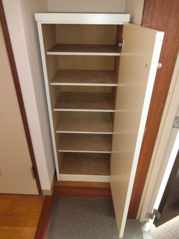 大学生協指定学生会館　ヴァンクール三山木の収納|シューズケース