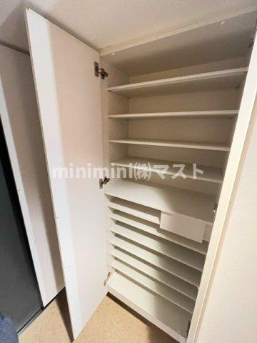 エルセレーノ上本町レジデンスの収納|別号室参考写真