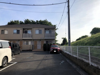 【駐車場】