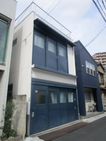 文京区小石川３丁目の倉庫の外観