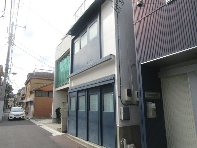 文京区小石川３丁目の倉庫の外観
