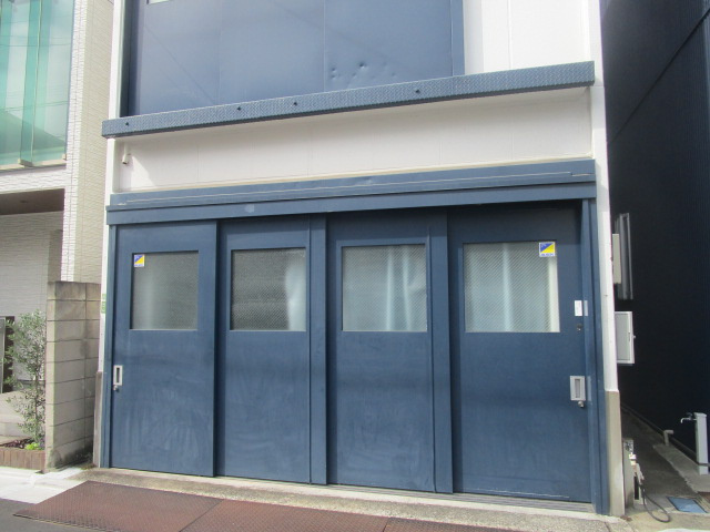 文京区小石川３丁目の倉庫の外観