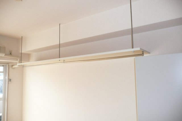大学生協指定学生会館　Ｕ.Ｃ.Ｄ－京田辺の収納|吊棚