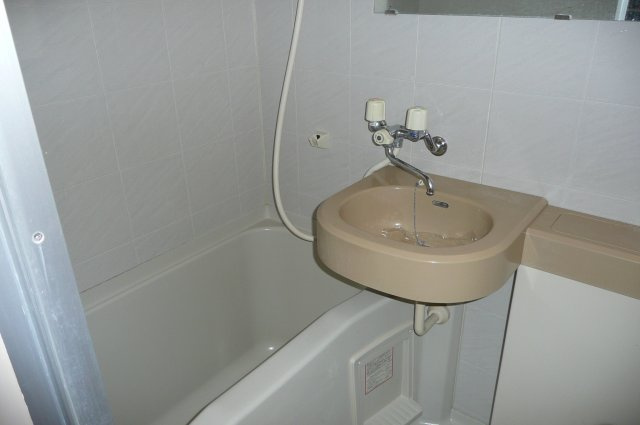 大学生協指定学生会館　Ｕ.Ｃ.Ｄ－京田辺の浴室