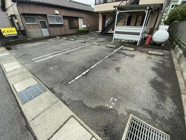 シャルマン新池　　刈谷市近郊の賃貸ならクラスホーム刈谷の駐車場