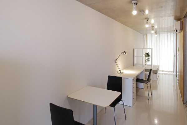 S-COURTの居間・リビング