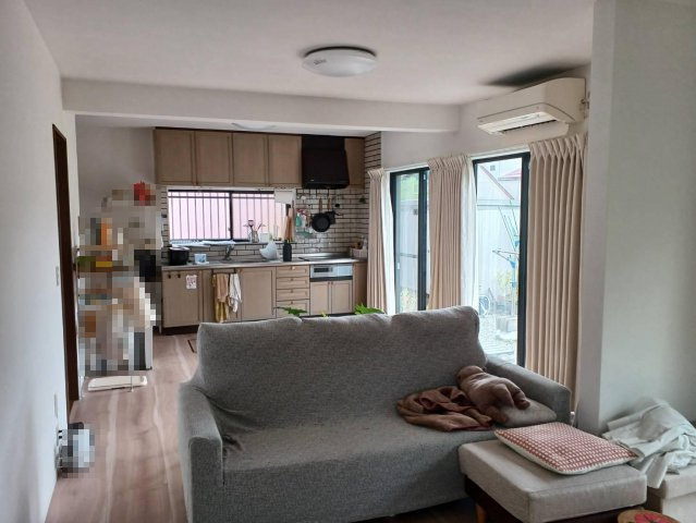 土佐市 塚地　中古住宅の居間・リビング