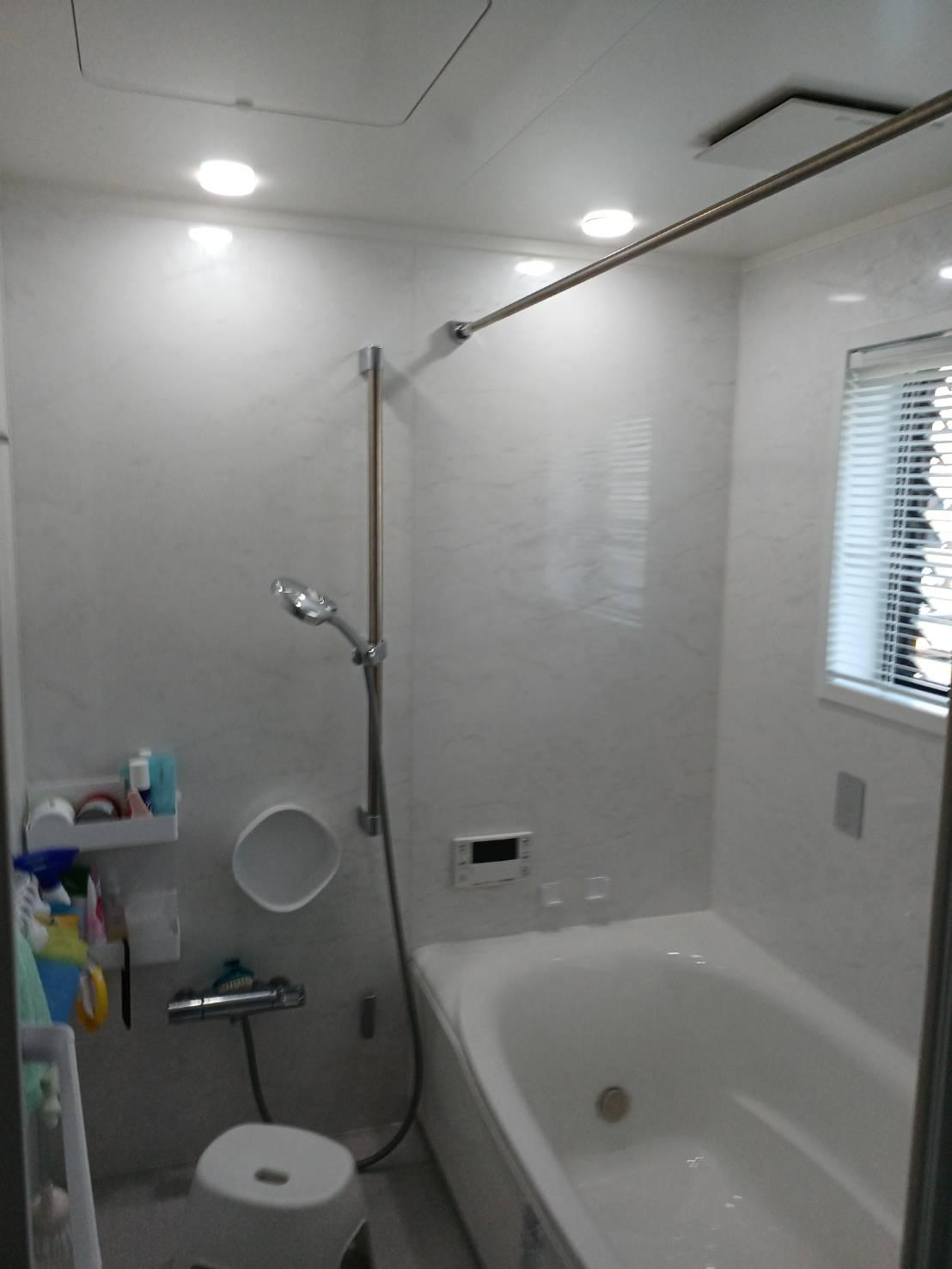 土佐市 塚地　中古住宅の浴室