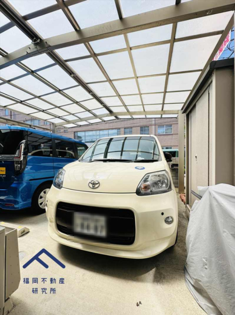 西区北原１丁目　戸建ての駐車場