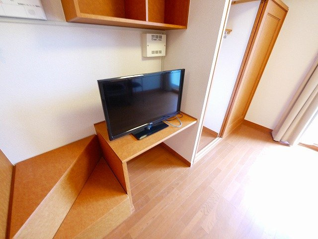 レオパレスシャルム　メゾン木津の設備|テレビが付いています