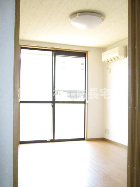 シリウスの洋室|広々とした洋室です