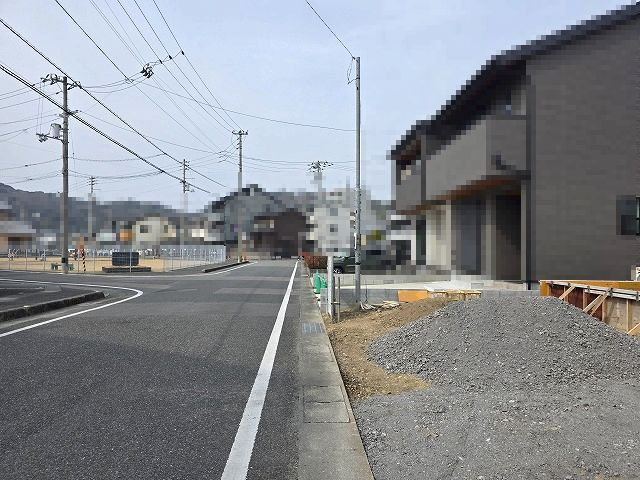 高知市百石町2丁目-3号地-新築戸建ての前面道路含む現地写真
