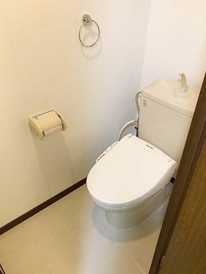 【トイレ】 | ノウブル桜木 | 別号室の写真になります。現況優先。