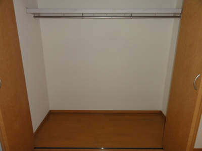 【収納】 | コンフォートベネフィス福大前２ | 別号室の写真になります。現況優先。