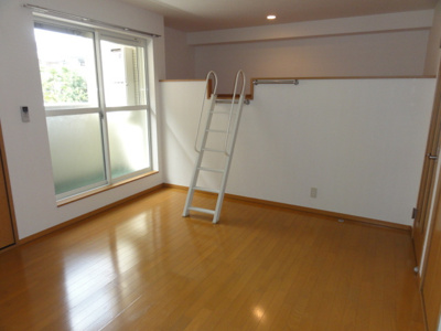 【バルコニー】 | コンフォートベネフィス福大前２ | 別号室の写真になります。現況優先。
