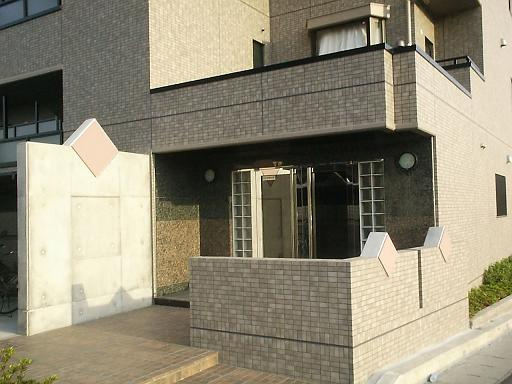 プレステージ黒沢台のエントランス