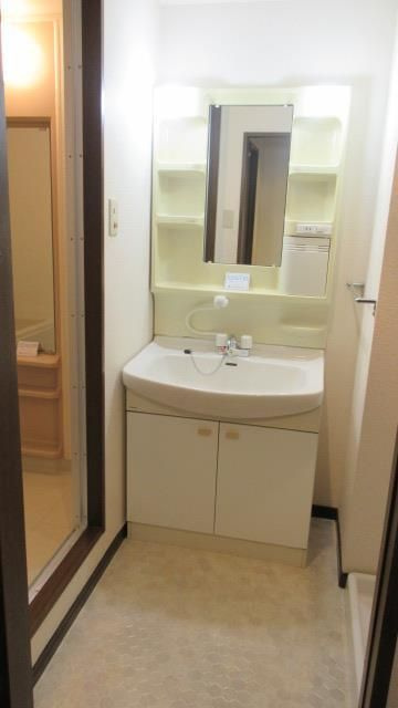 姫路市栗山町の賃貸マンションの洗面所