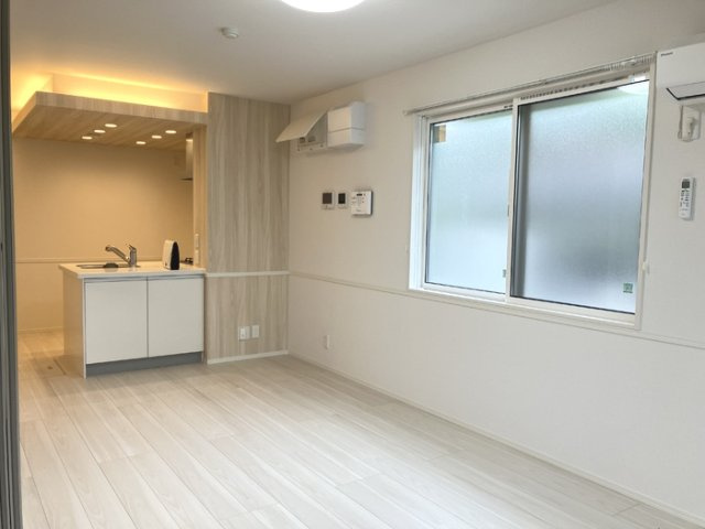 熊本市北区弓削６丁目のアパートの居間・リビング