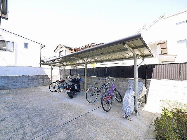 レオパレス州見台のその他共用部分|自転車置場