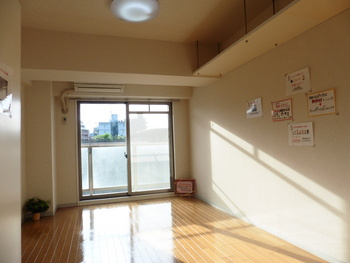 大学生協指定学生会館 レジディア今出川の洋室