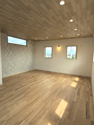 都城市平塚町の新築一戸建の居間・リビング