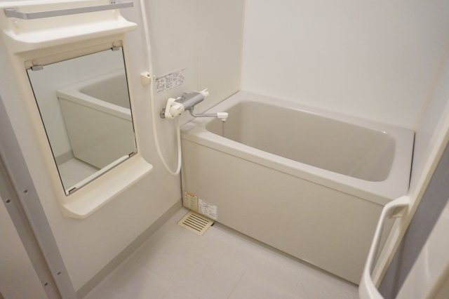熊本市中央区本荘３丁目の賃貸マンションの浴室