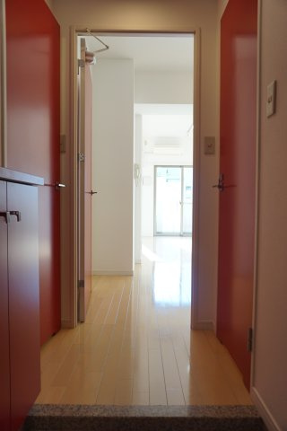 熊本市中央区本荘３丁目の賃貸マンションの玄関