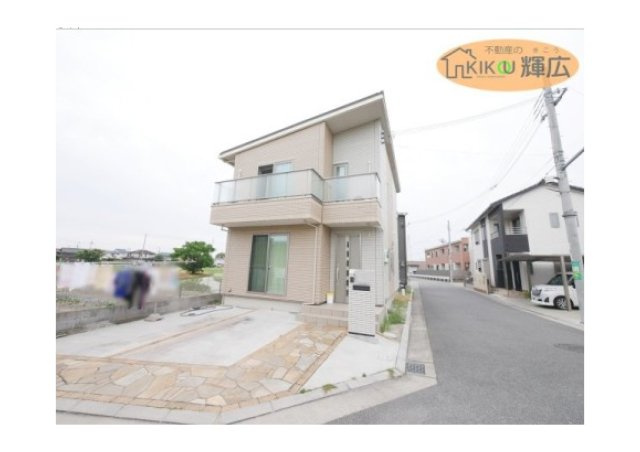 加古川市加古川町友沢　中古戸建の玄関