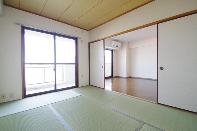 ＵＣレジデンス小沢町の和室