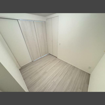 【洋室】 |  Brillia Tower 堂島