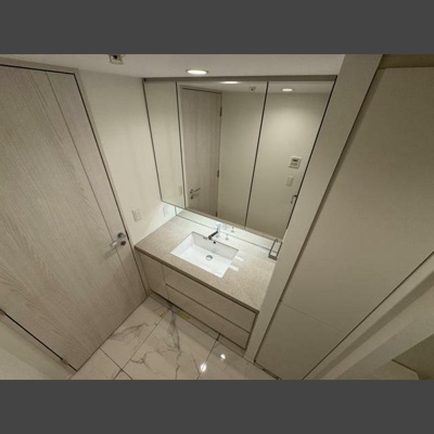 【洗面所】 |  Brillia Tower 堂島