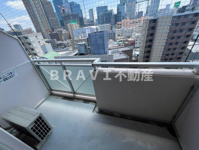 エトワール北梅田 BRAVI不動産のバルコニー|バルコニーがあります