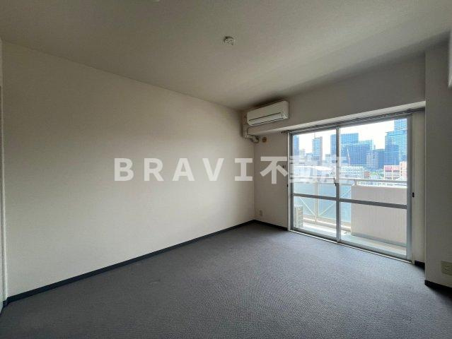 エトワール北梅田 BRAVI不動産の居間・リビング|リビングです