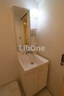 【洗面所】 | grass court