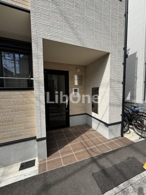 【エントランス】 | grass court