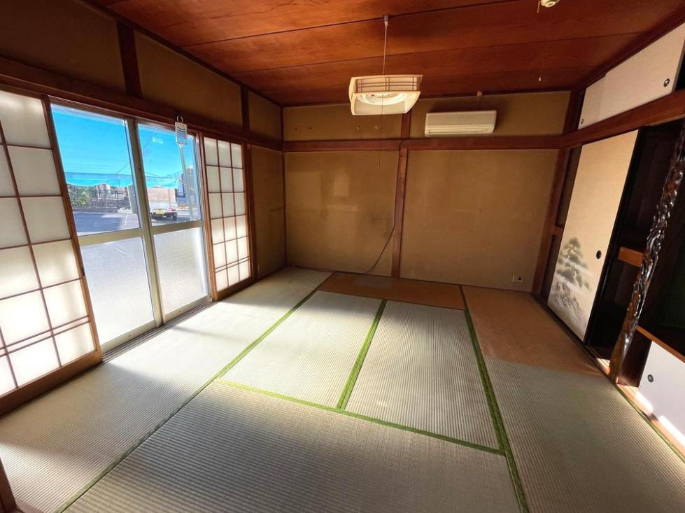 伊東市大原町　戸建の和室