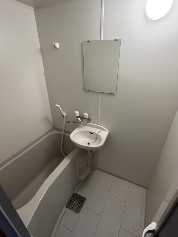 フルール室町の浴室