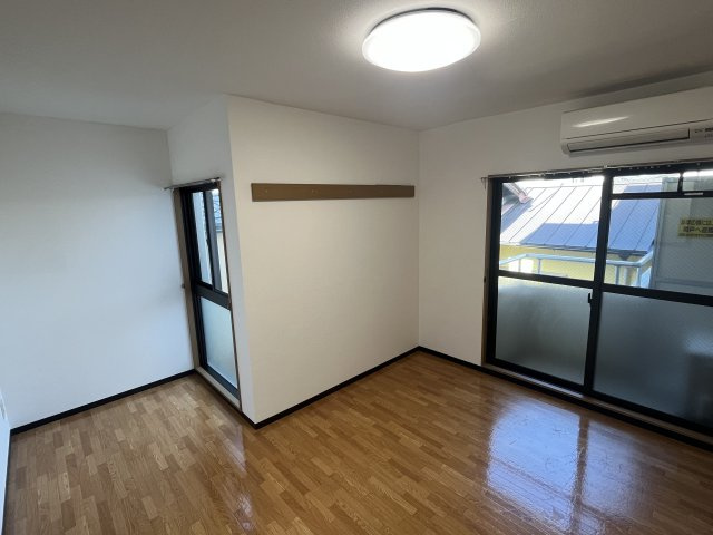 フルール室町の居間・リビング