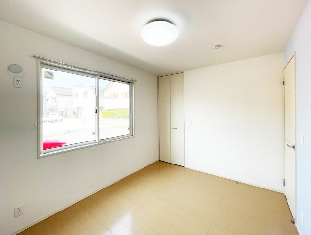 ホワイト　バード　Ⅱ　Ａ棟の居間・リビング