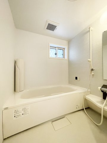 ホワイト　バード　Ⅱ　Ａ棟の浴室