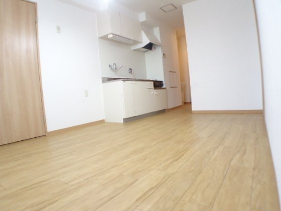 ティーズコート甲南山手の居間・リビング