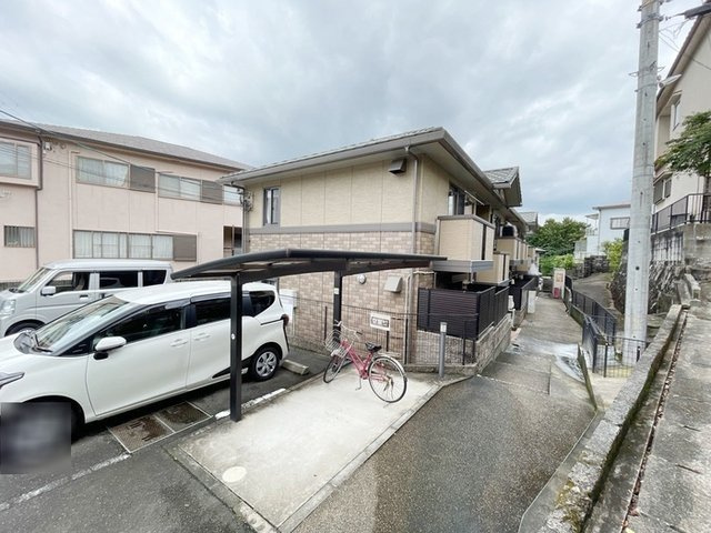 ラフィーネ松ヶ丘のその他|駐輪場