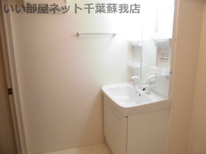 アン　リッシュの洗面所|朝の準備に活躍する、洗髪洗面化粧台！