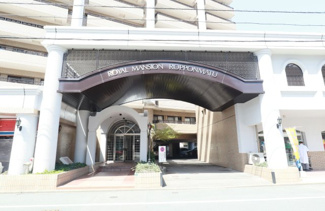 【エントランス】 | 安全に配慮されたオートロックマンションです♪室内ＴＶモニタ付インターホンで来訪者を確認できます