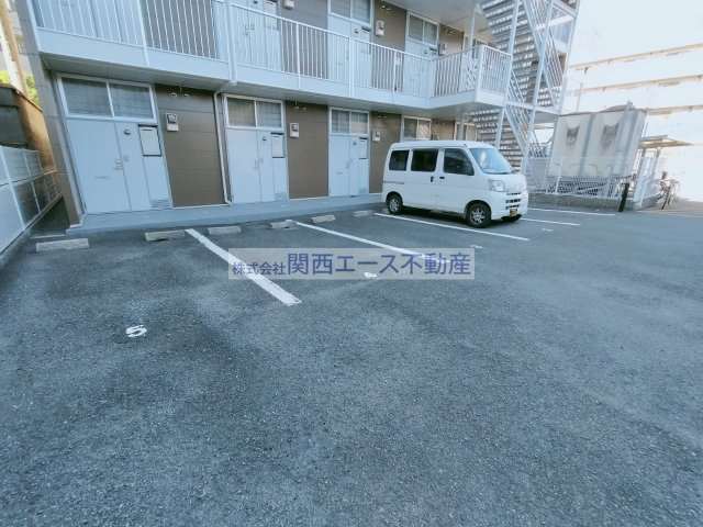 【駐車場】 | レオパレスシャトー花園