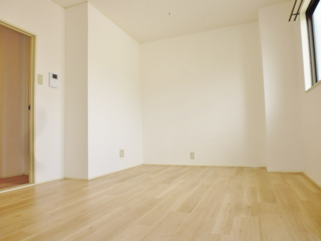 ノーブルハイム樽屋町の洋室