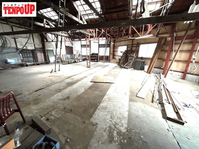 緑区四本木貸倉庫のその他